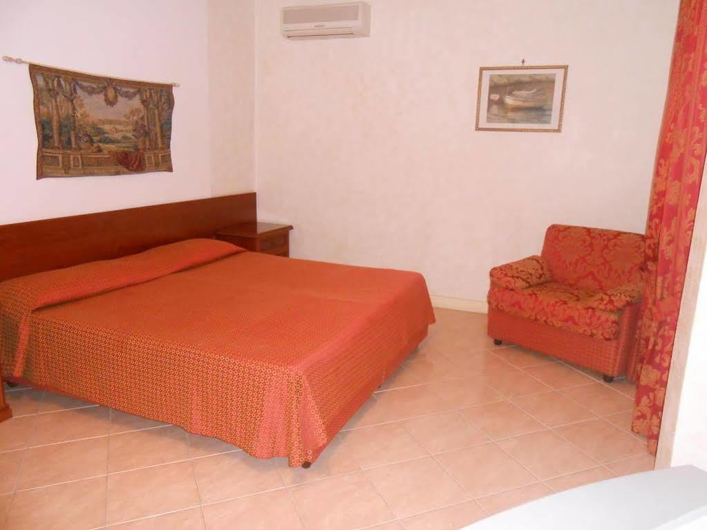 Hotel Centrale Bagheria Luaran gambar
