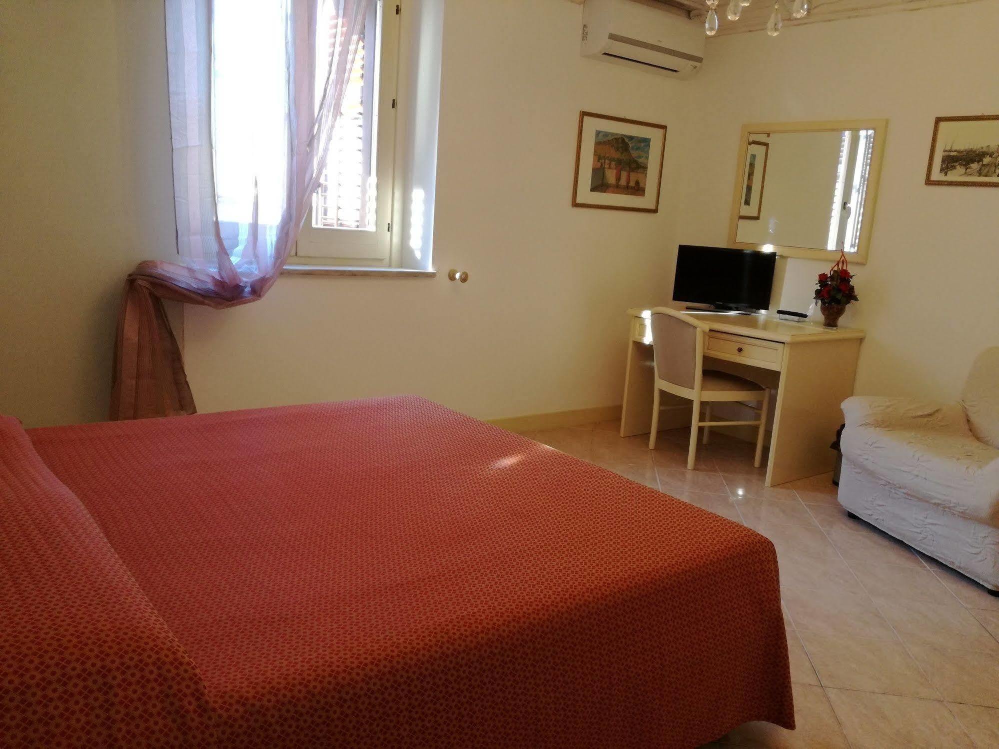 Hotel Centrale Bagheria Luaran gambar